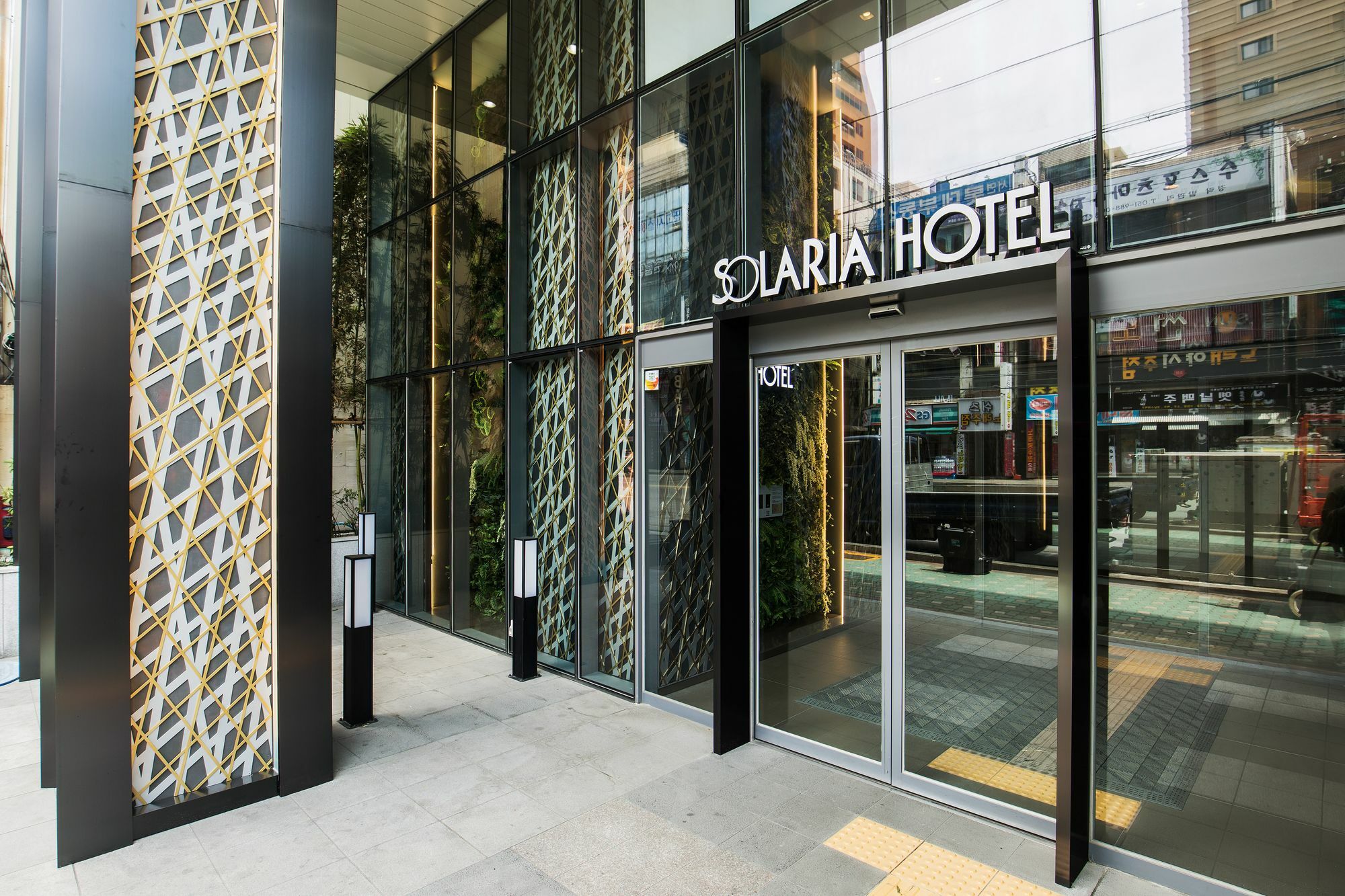 Solaria Nishitetsu Hotel Busan Esterno foto
